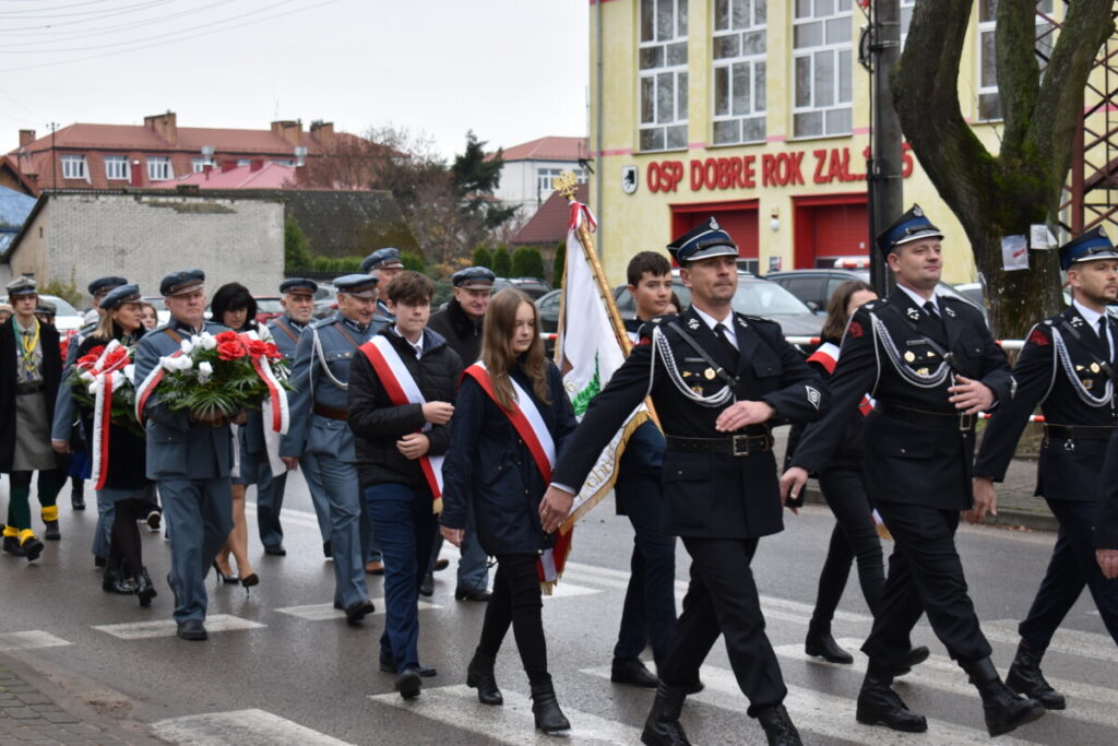 11 listopada w Dobrem zorganizowano obchody 104. Rocznicy Odzyskania Niepodległości przez Polskę.