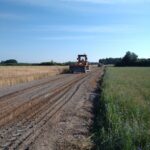 IMG_20230712_074601516 droga, ciagnik pole niebo