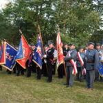 strażacy trawa niebo