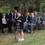 dzieci wystem mlodzie stroje biało czarne