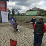 e66K2UpS Wolna wysokiej rozdzielczości zdjęcia osoba, ludzie, dziewczyna, kobieta, technologia, aparat fotograficzny, fotografia, fotograf, odosobniony, zdjęcie, Slr, Płeć żeńska, piosenkarz, młody, obiektyw, sprzęt, ucho, nos, oko, okulary, śpiewanie, cyfrowy, fotografia, piękno, strzał, organ, sesja zdjęciowa, brązowe włosy, sprzęt audio, sens