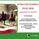 Obraz przedstawia jeźdźców na koniach w zimowym krajobrazie, po lewej, z drzewami i chatą w tle. Po prawej, białe tło z czerwonym nagłówkiem o obchodach Bitwy pod Dobrem. Użyto kolorów: zielony, czerwony